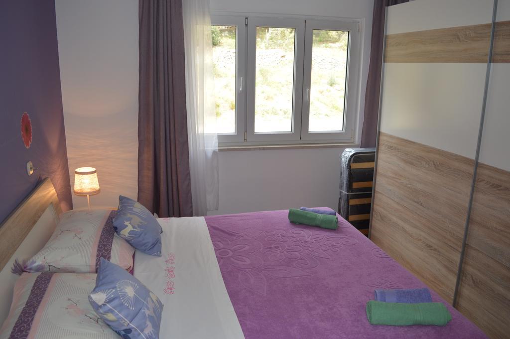Apartment Nevena Omiš Cameră foto