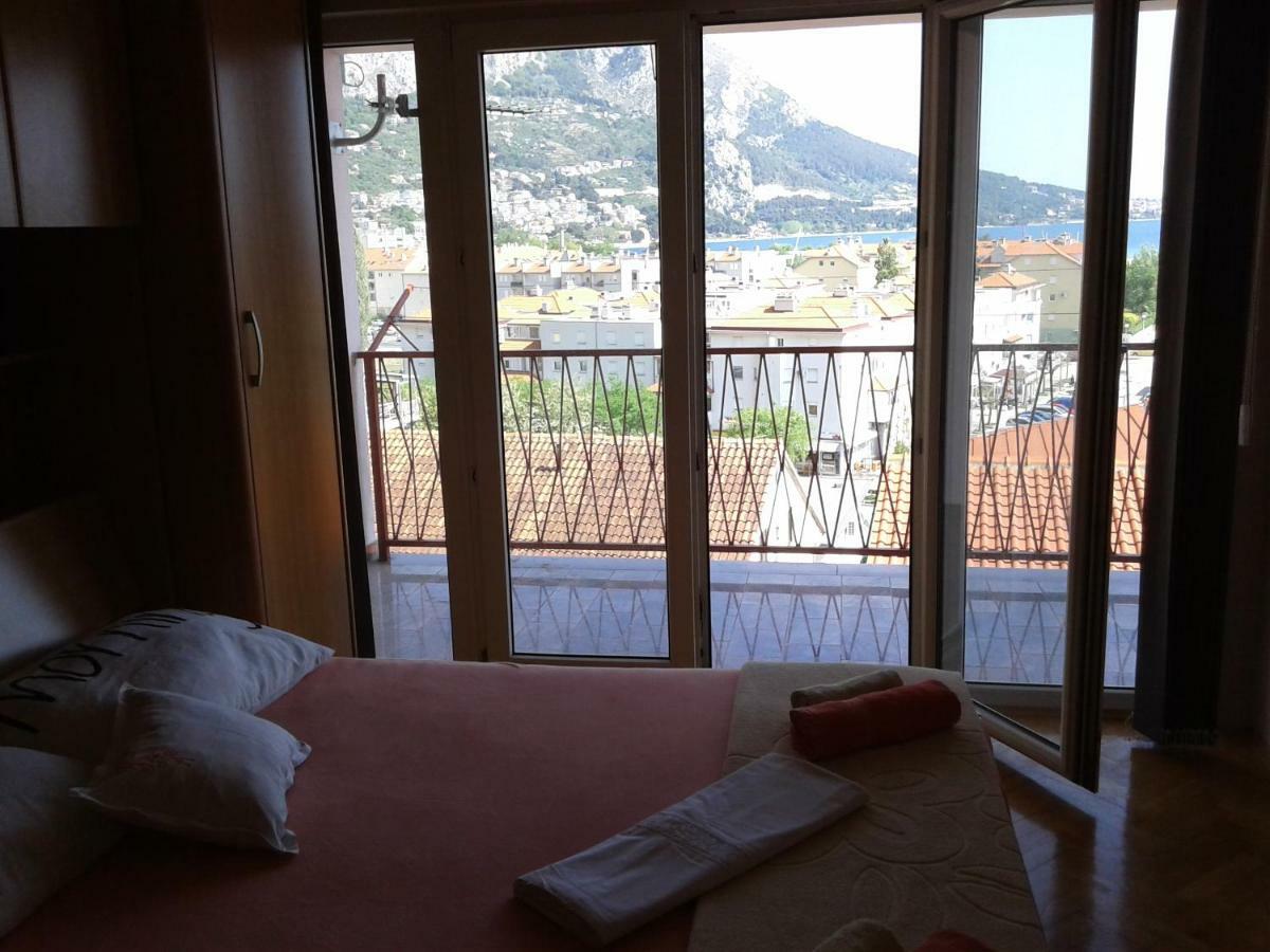 Apartment Nevena Omiš Exterior foto